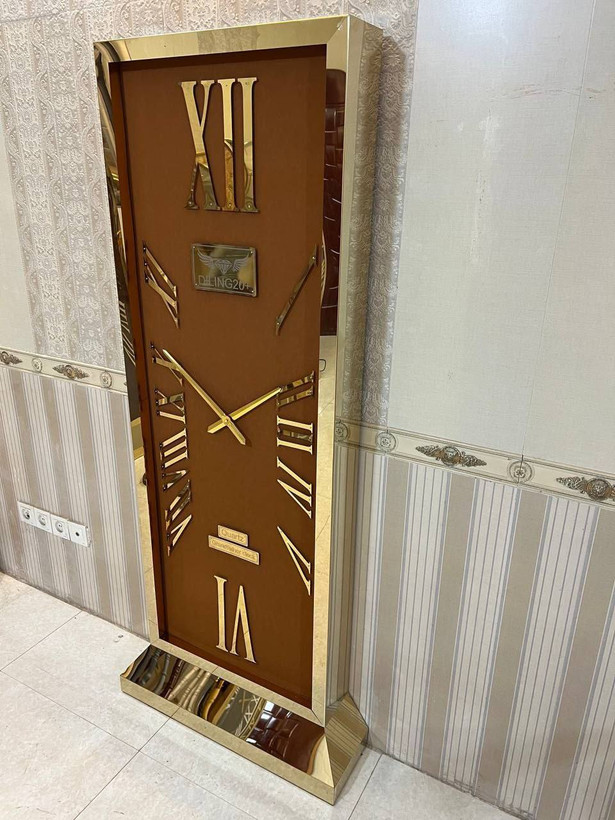 ساعت ایستاده دیلینگ ۲۰۲۵