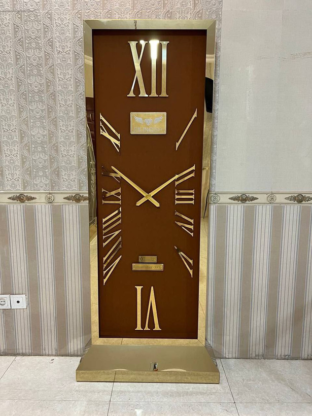 ساعت ایستاده دیلینگ ۲۰۲۵